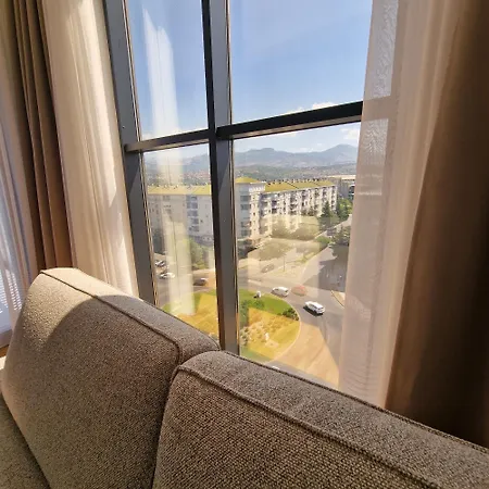 Delux Apartmani Dadi Plaza * 波德戈里察