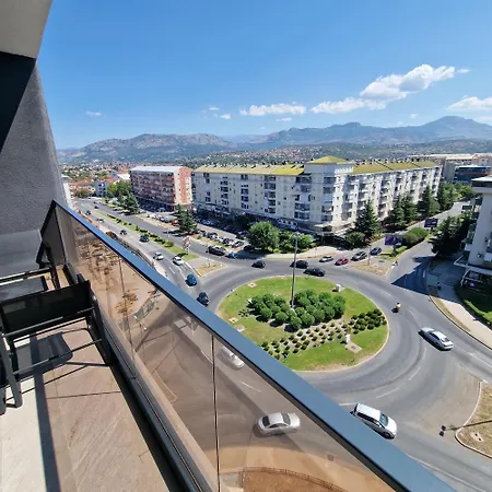 Delux Apartmani Dadi Plaza 公寓