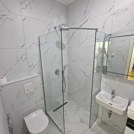 公寓 Delux Apartmani Dadi Plaza *