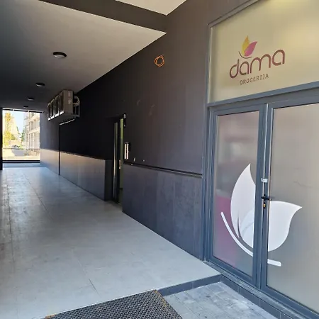 公寓 Delux Apartmani Dadi Plaza